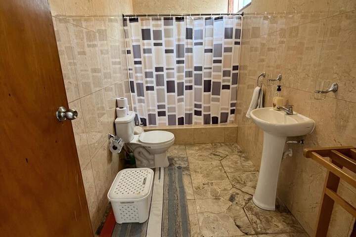 Room 125 of 178