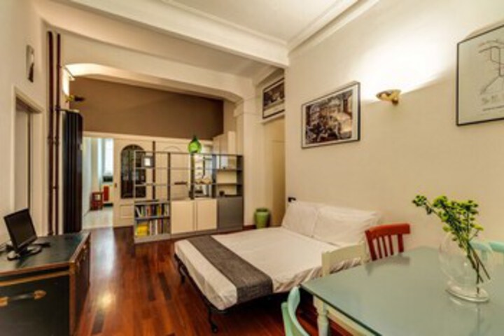 Room 14 of 25
