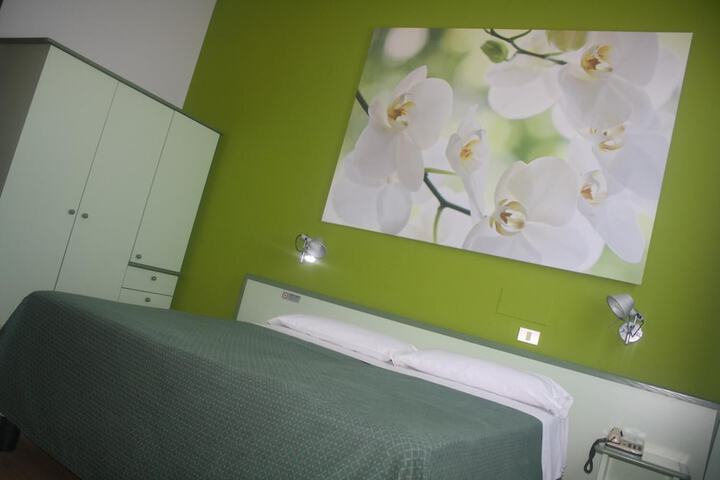 Room 39 of 75