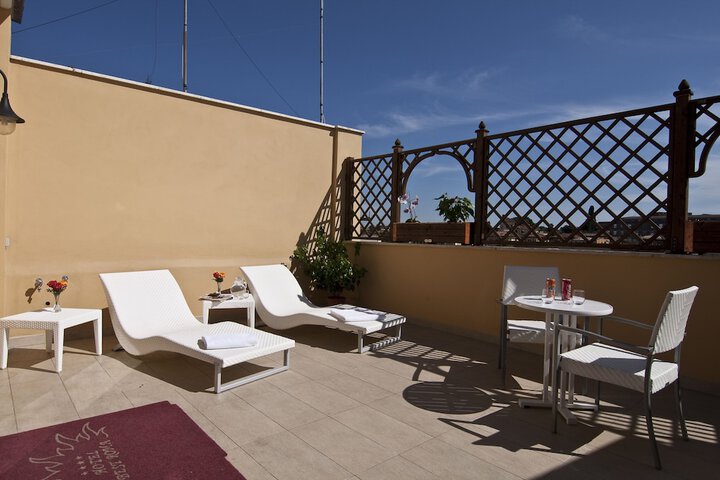 Terrace/Patio 53 of 54