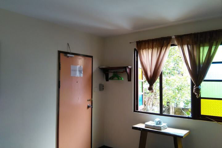 Room 20 of 36