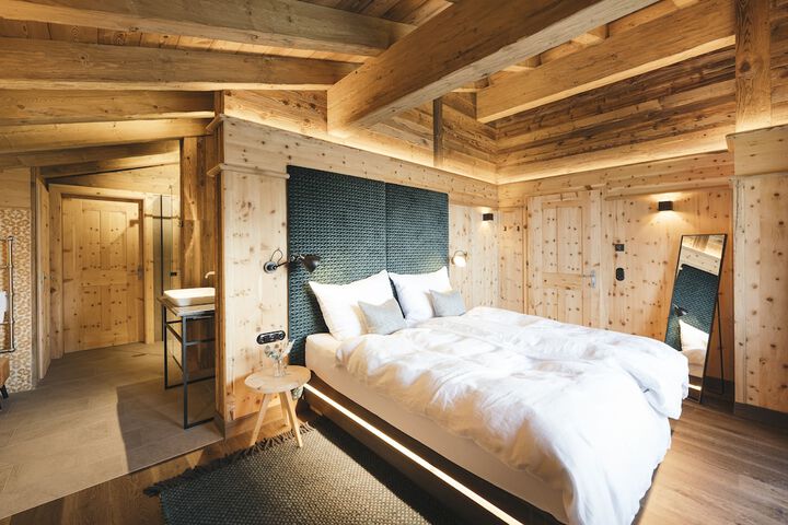 Room 5 of 29