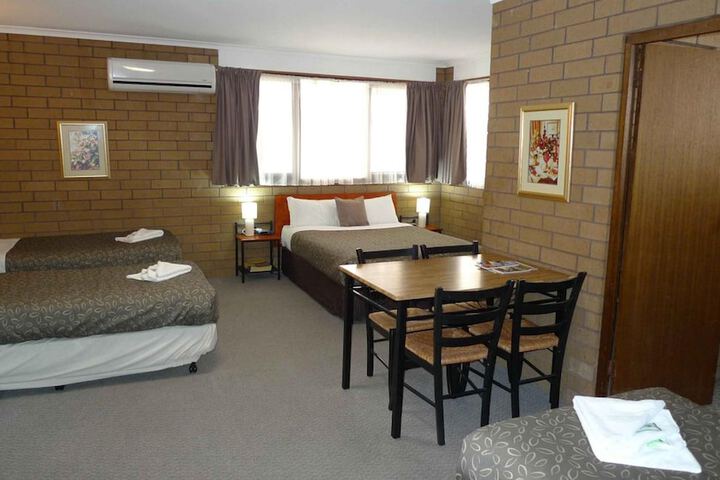 Room 12 of 41
