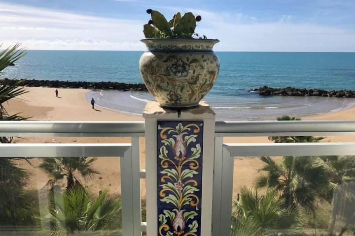 Beach 58 of 68