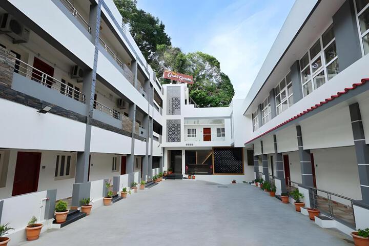 Hotel Grand Square