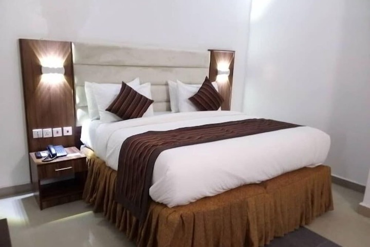 Room 14 of 59