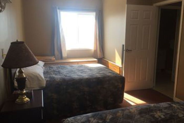 Room 11 of 29