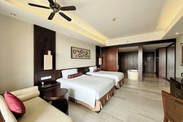 Room 20 of 158