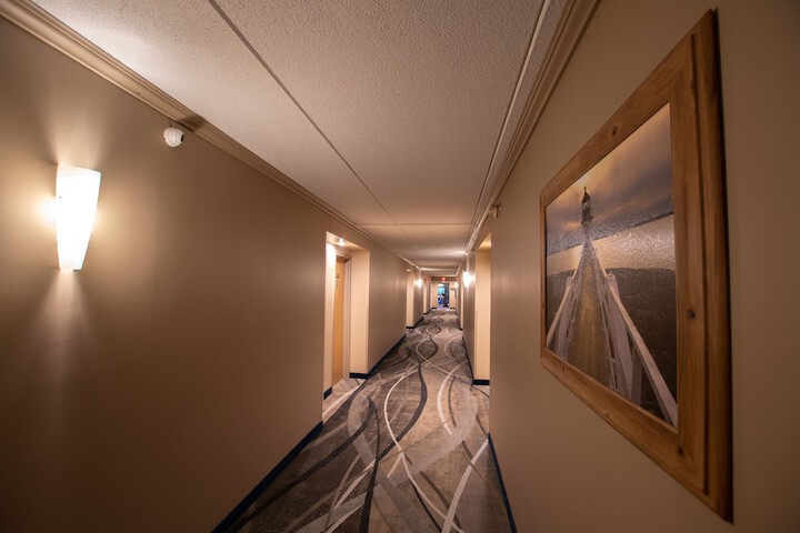 Ballroom/Hall 35 of 67