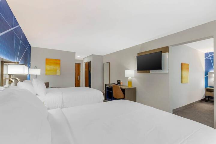 Room 25 of 64