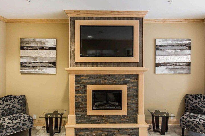 Hotel Interior 2 of 41