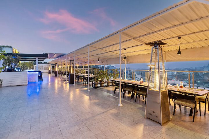 Terrace/Patio 54 of 58