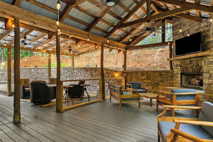 Terrace/Patio 23 of 29