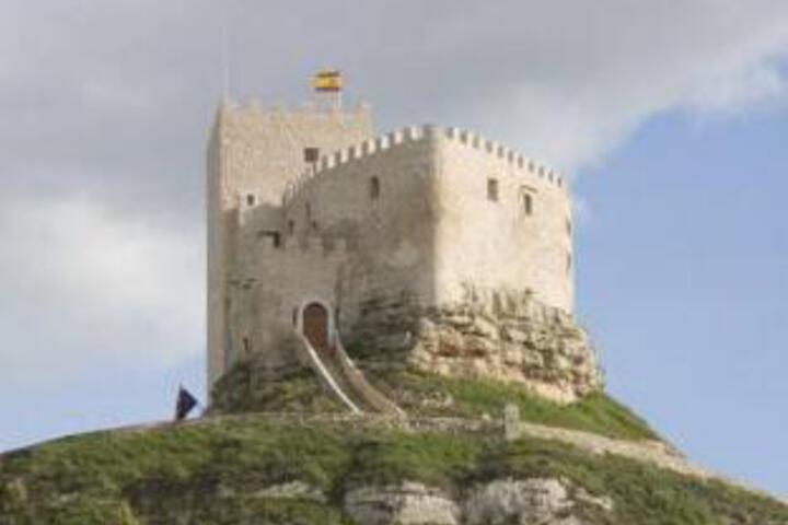 Residencia Real Castillo De Curiel