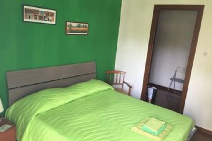 Room 14 of 25