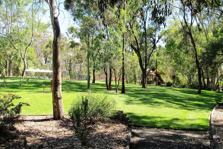 Property Grounds 19 of 24