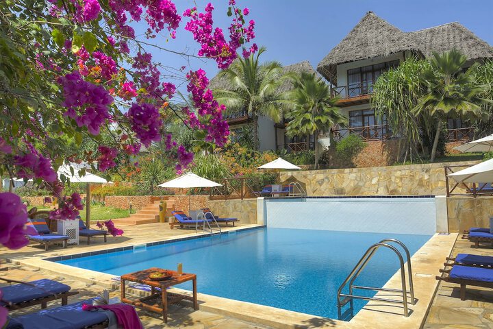 Pool Hotel