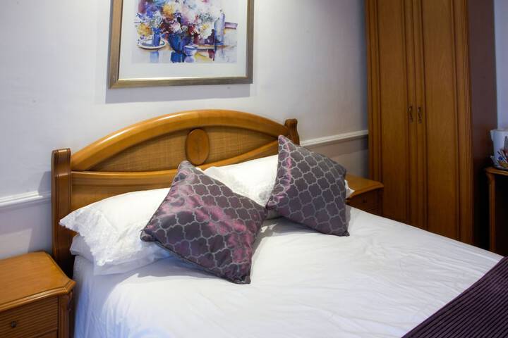 Room 14 of 48