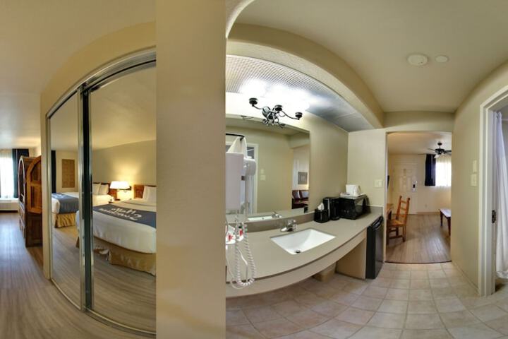 Room 10 of 52
