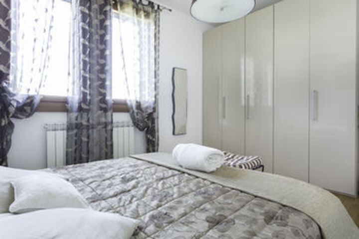 Room 401 of 871
