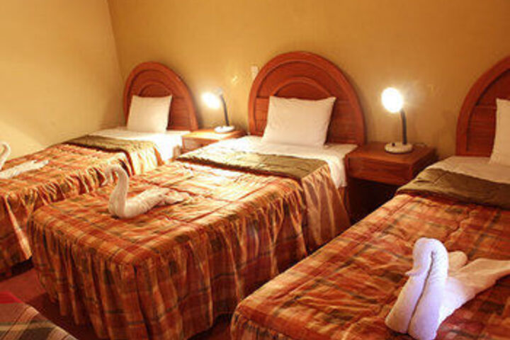 Room 8 of 28