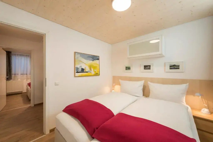 Room 3 of 12