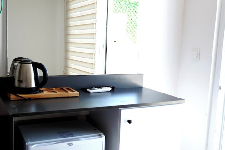 Room 14 of 34