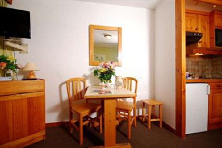 Room 21 of 30