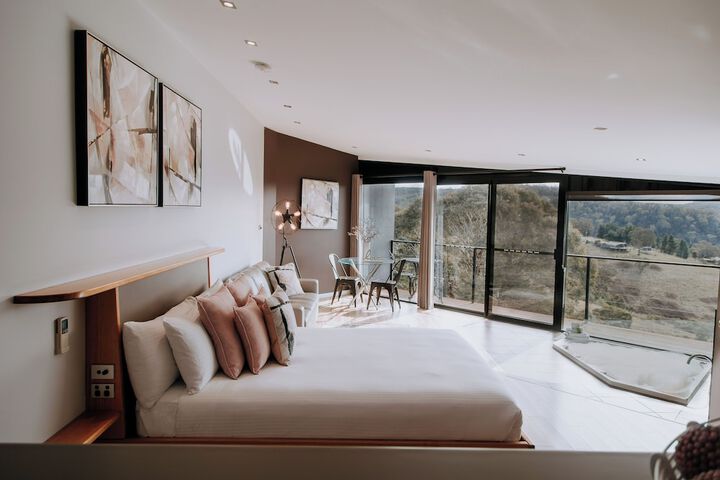 Room 44 of 288