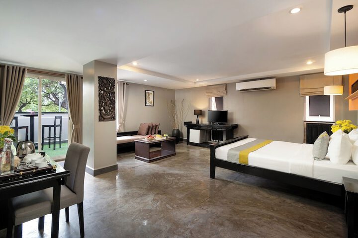 Room 49 of 96