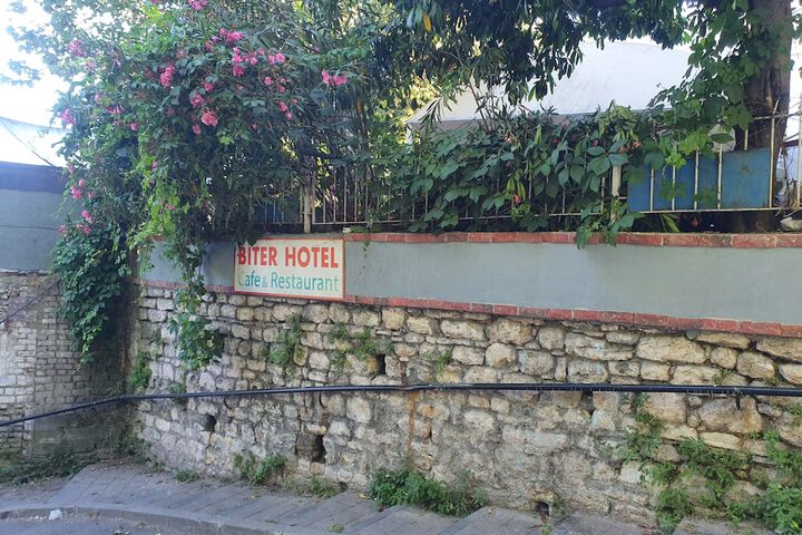 Hotel 77 of 91