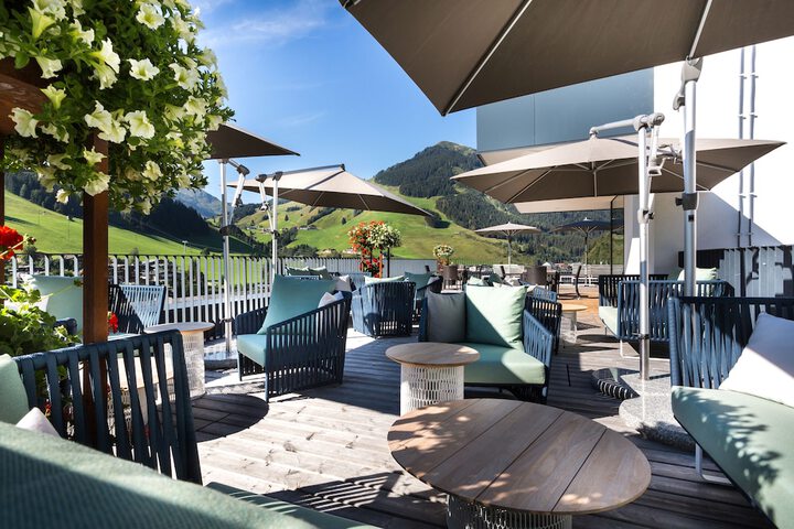 Sundeck 109 of 115