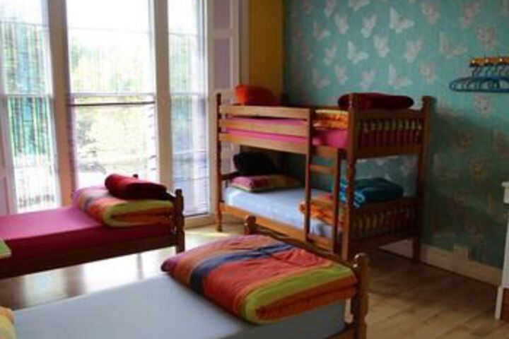 Room 32 of 41