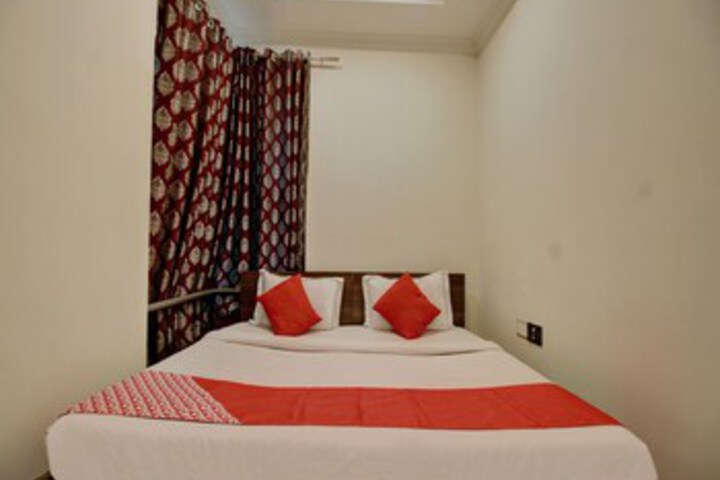 Room 18 of 38