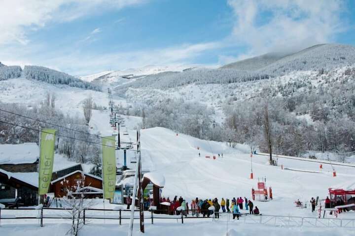 Snow and ski sports