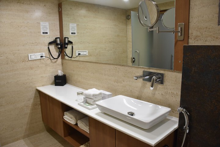 Room 20 of 31
