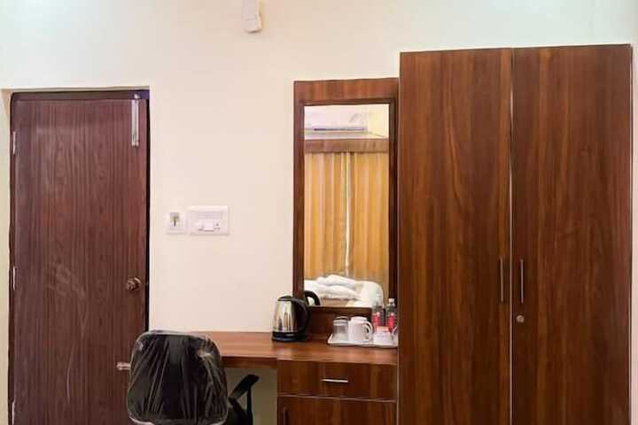 Room 7 of 29