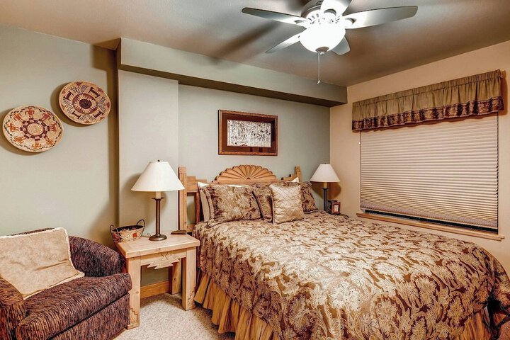 Room 16 of 70