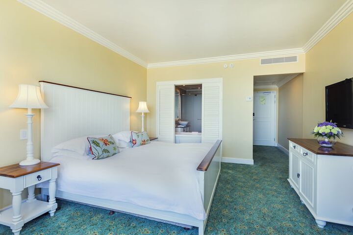 Room 17 of 65