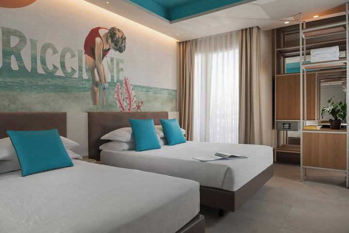 Room 10 of 86