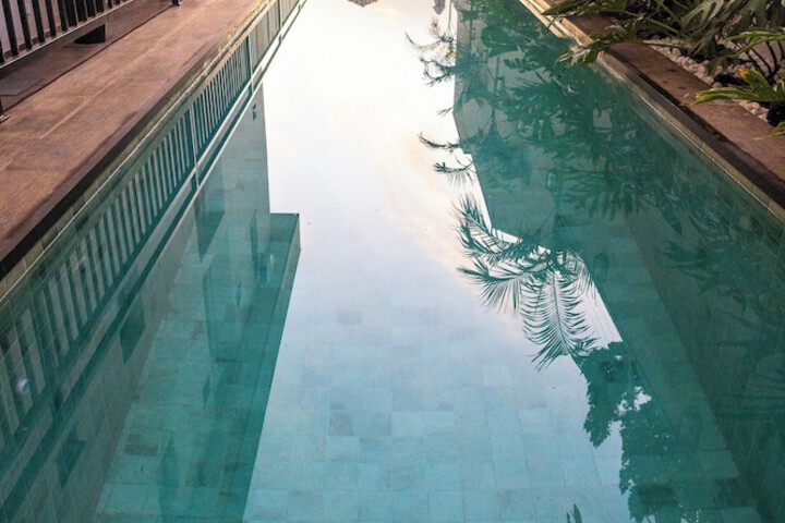 Pool 61 of 82