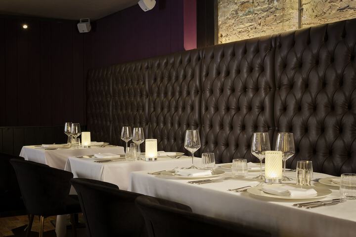 Dining 25 of 64