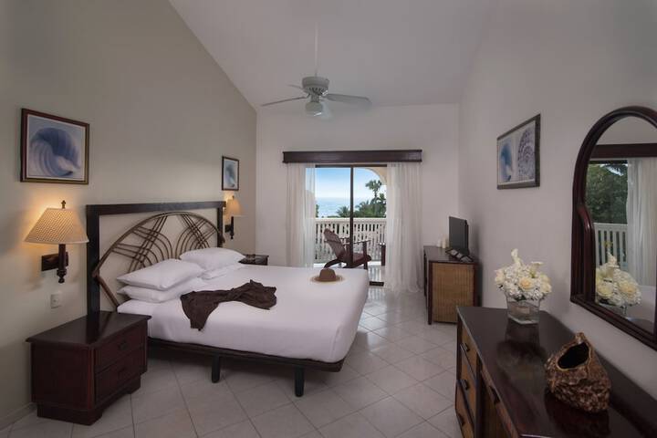 Room 3 of 40