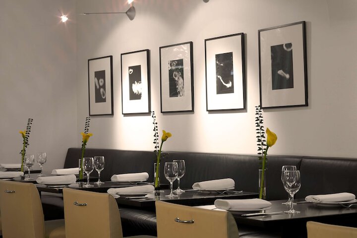 Dining 46 of 56