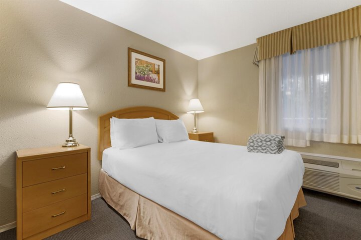 Room 38 of 105
