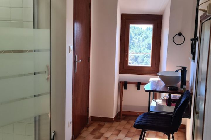 Room 78 of 111