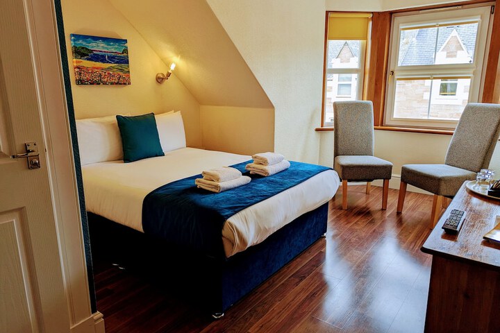 Room 35 of 53