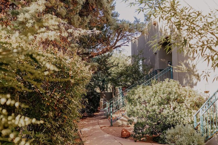 Hotel Exterior 83 of 93
