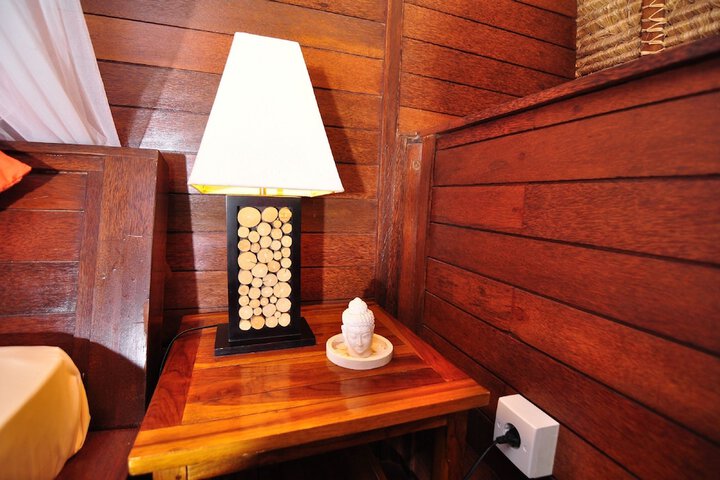 Room 14 of 80