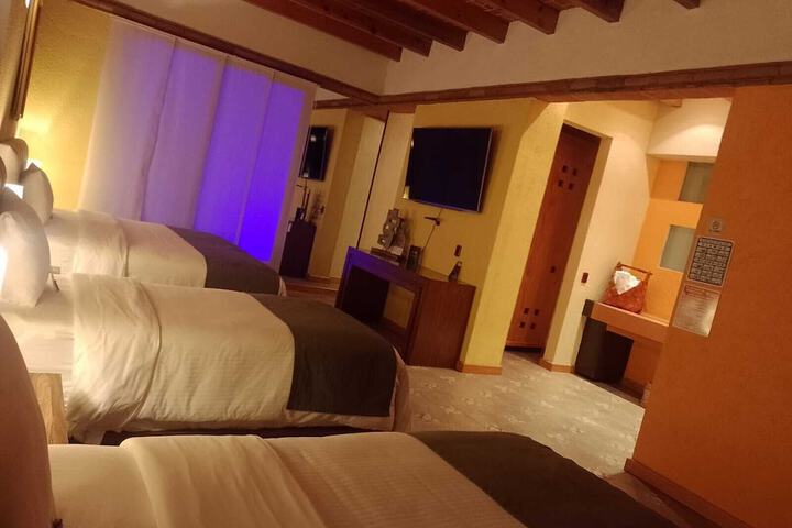 Room 9 of 64